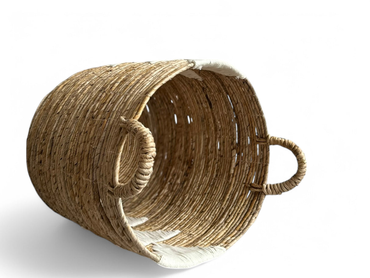 Basket | Medium, White Triangles