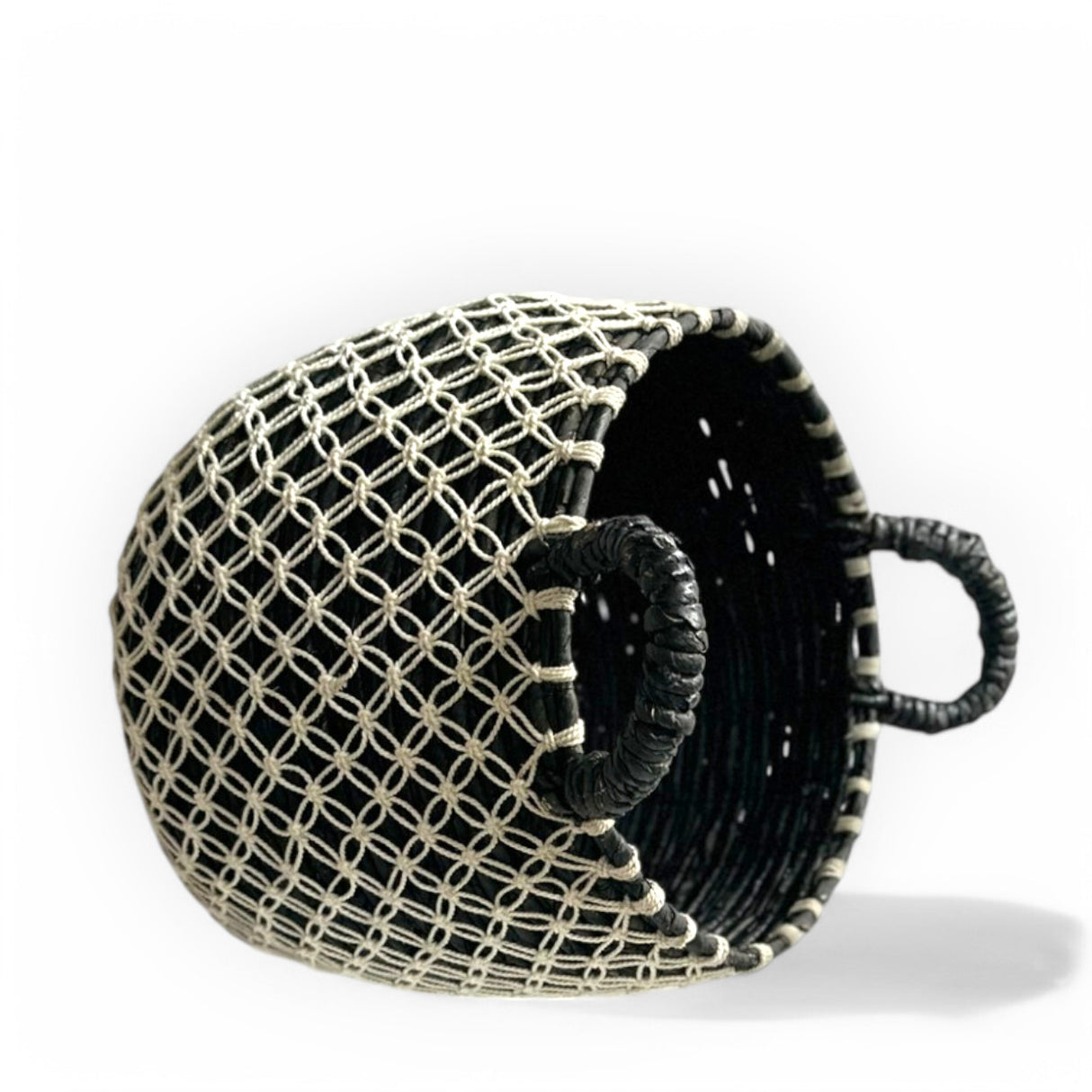 Woven Basket with Interlocking Net Pattern | Black, White 43cm