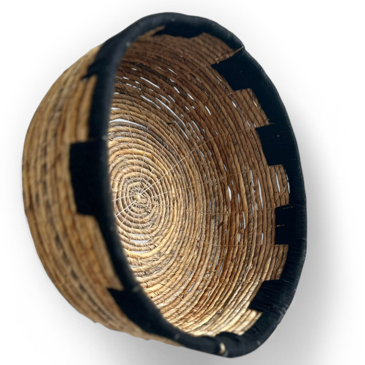 Basket Round | Large, Black Trim