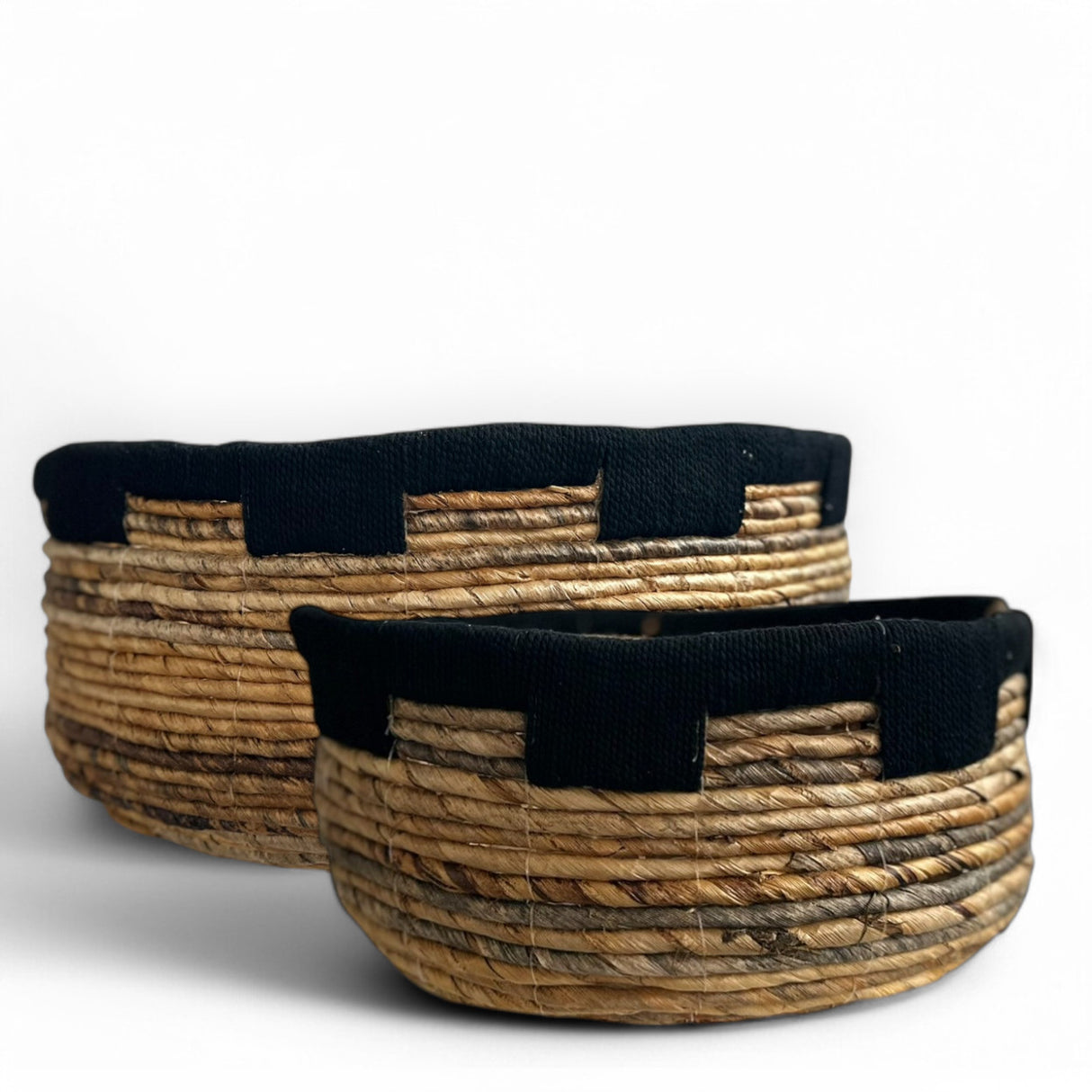Basket Round | Large, Black Trim