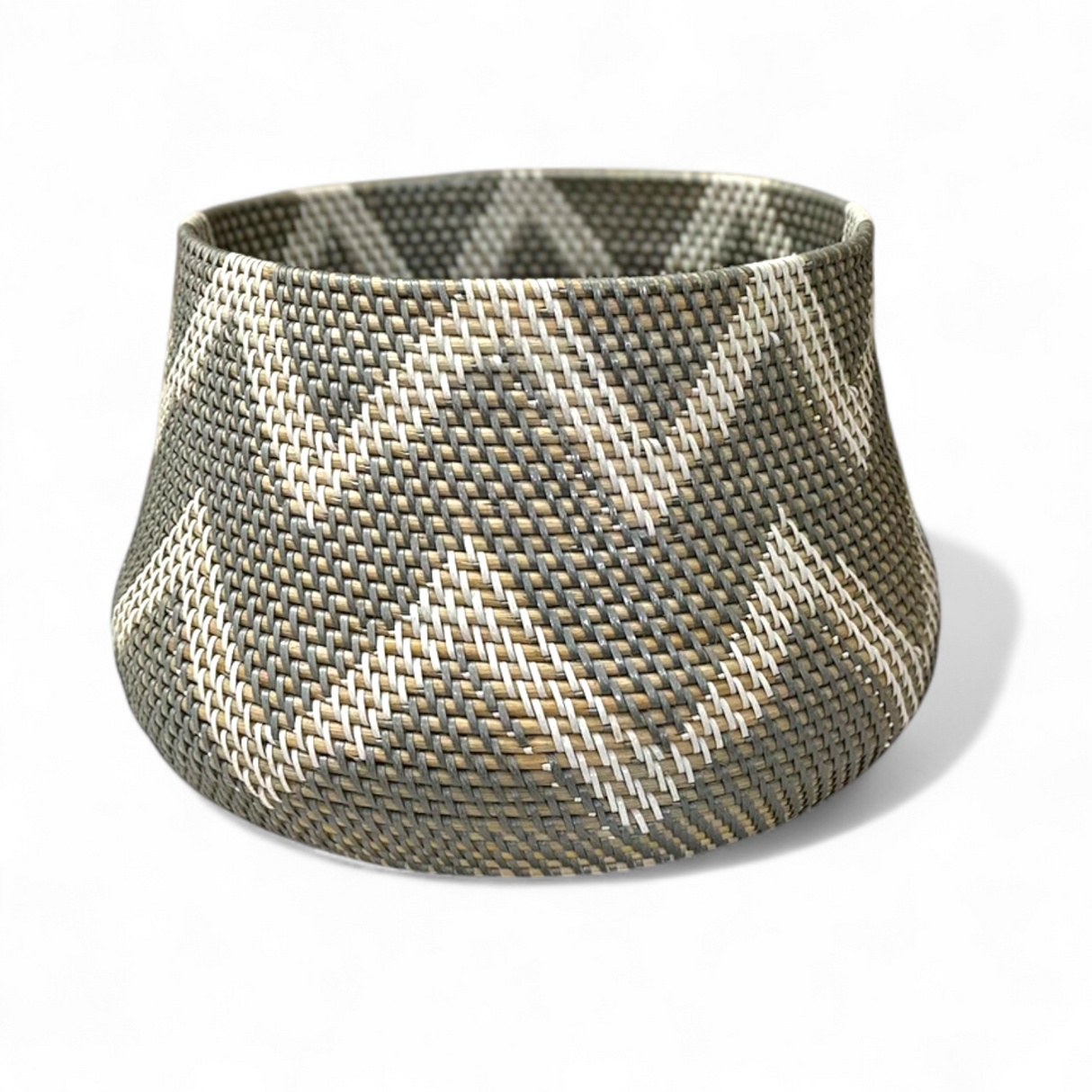 Handwoven Zigzag Basket | White, Dark Grey