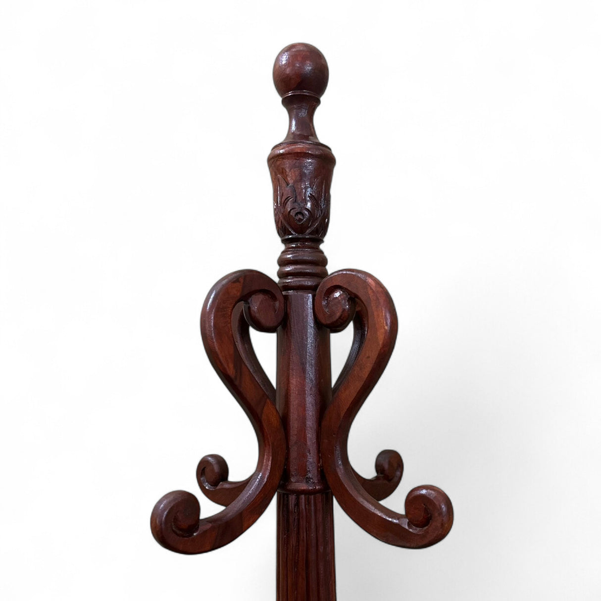 HAT STAND | WOODEN BROWN