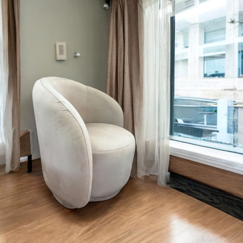 Occasional Chair Rounded | White