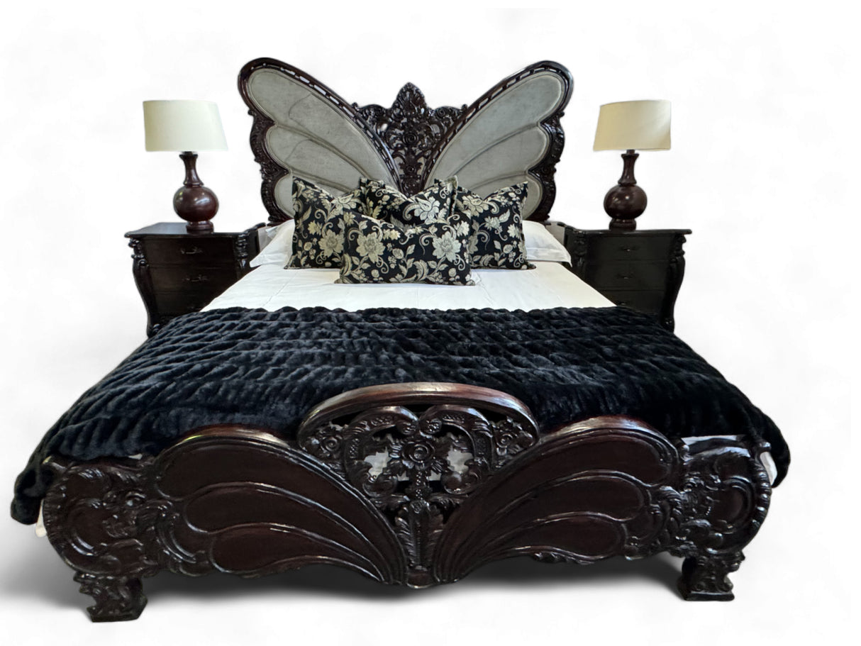 Butterfly Wooden Full Bed | Chinchilla Ebony