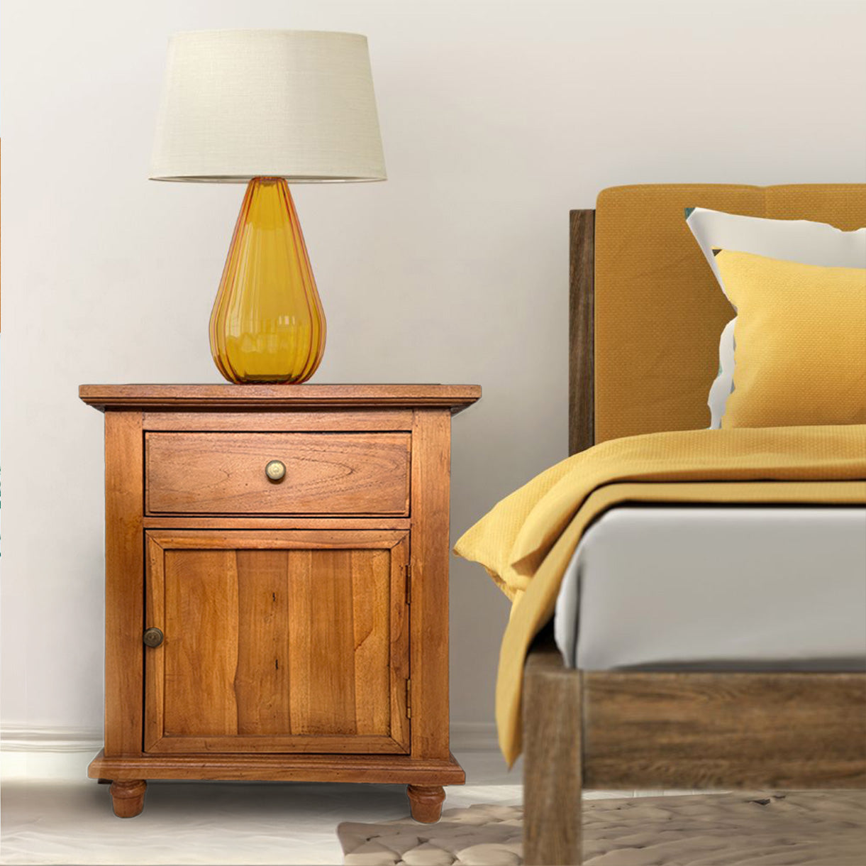 Classic Bedside Pedestal 60x60 | Light