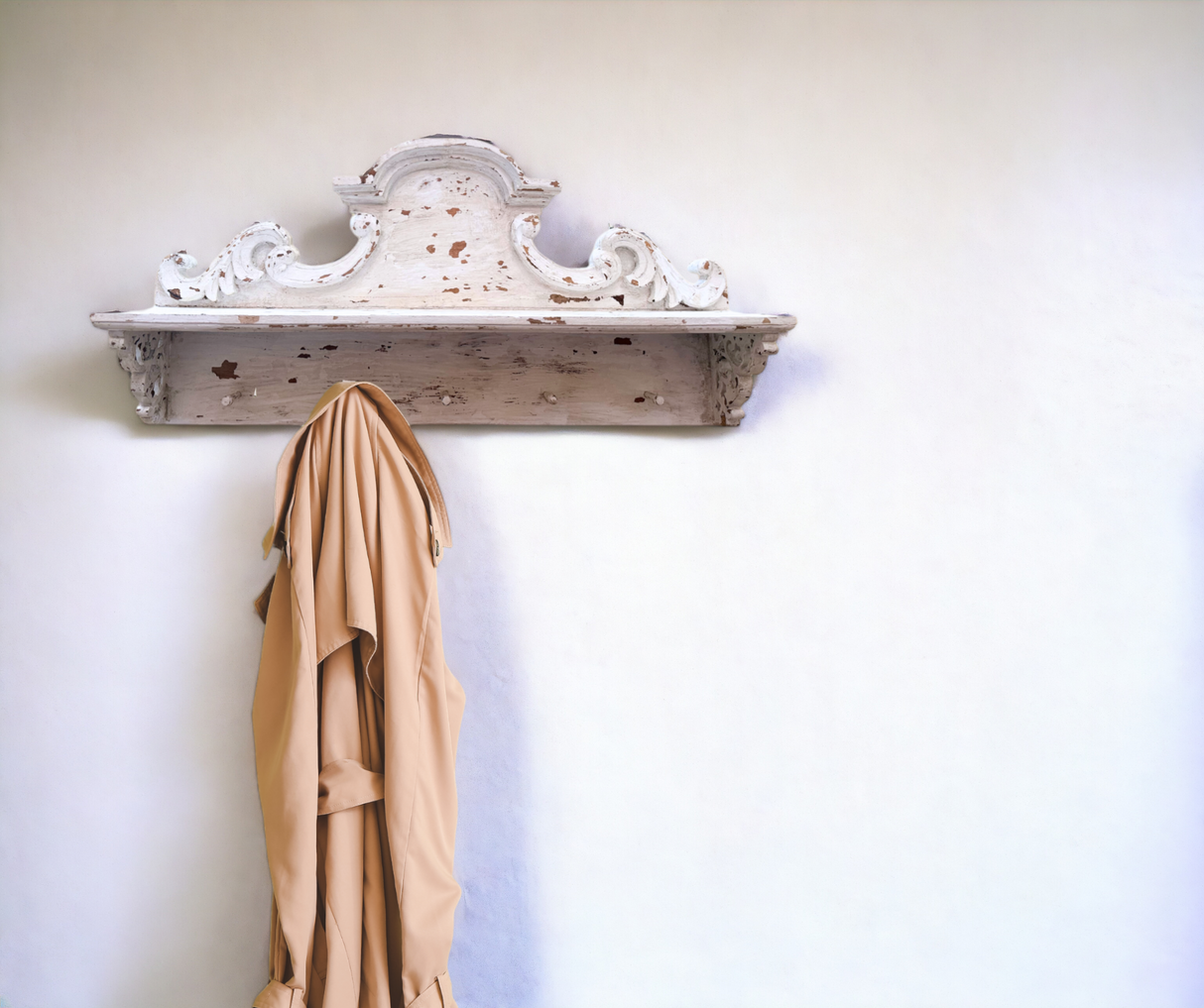 Distressed Cottage Coat Hanger | 5 Hooks