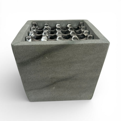 Contemporary grey marble potpourri bowl featuring a square natural stone design with a smooth matte finish and a decorative silver metal lattice lid. A refined decorative accessory ideal for coffee tables, consoles, shelves, bathrooms, or modern luxury interiors.