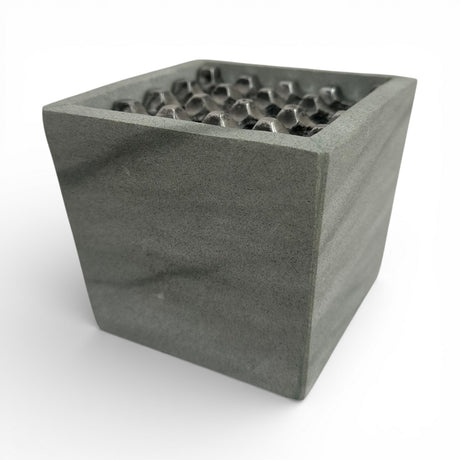 Contemporary grey marble potpourri bowl featuring a square natural stone design with a smooth matte finish and a decorative silver metal lattice lid. A refined decorative accessory ideal for coffee tables, consoles, shelves, bathrooms, or modern luxury interiors.
