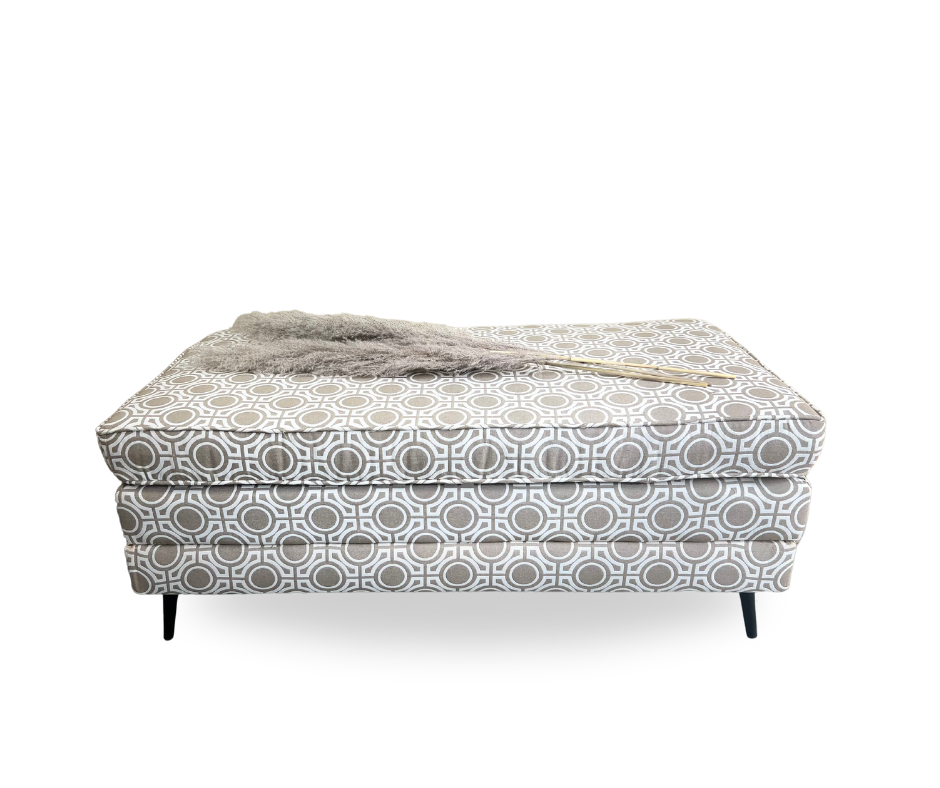 Circle Pattern Ottoman | Cream & White