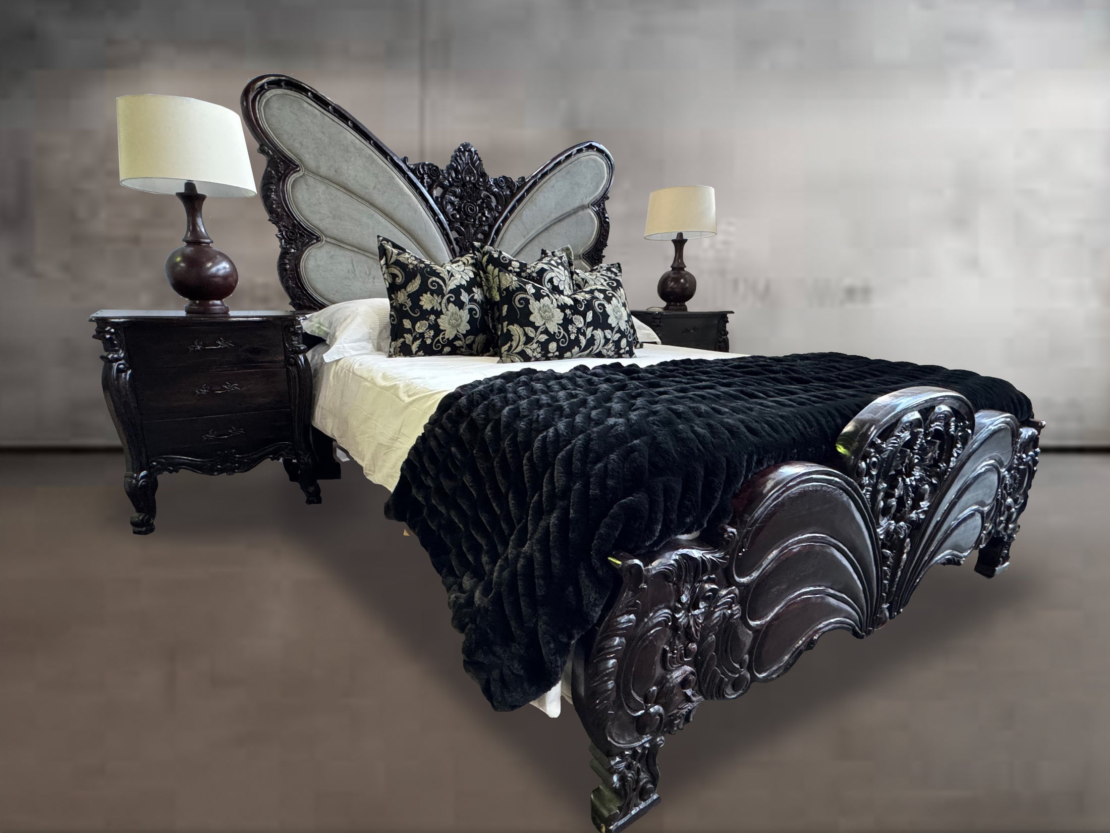 Butterfly Wooden Full Bed | Chinchilla Ebony